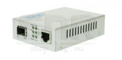 Медиаконвертер  1000-Base-T / 1000Base-FX с SFP-портом